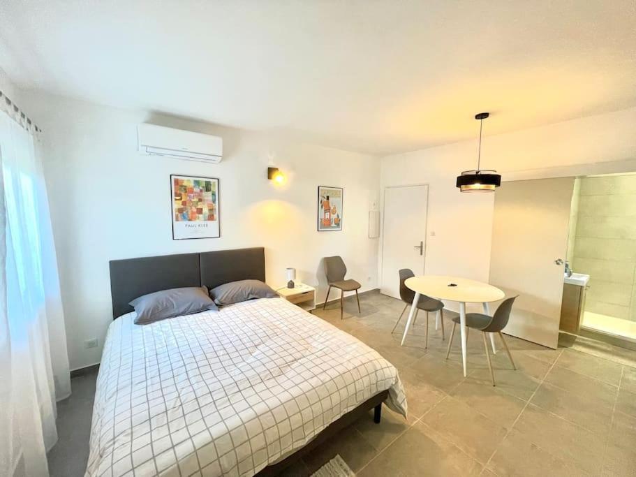Appartement Hypercentre Parking Gratuit Ajaccio  Exterior foto